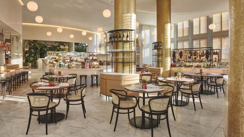 <b>The Miami Beach EDITION Restaurant</b>. Images powered by <a href="https://www.leonardoworldwide.com/" title="Leonardo Worldwide" target="_blank">Leonardo</a>.