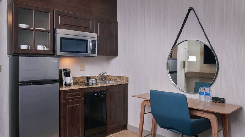 <b>Delta Hotels by Marriott Detroit Novi Room</b>. Images powered by <a href="https://www.leonardoworldwide.com/" title="Leonardo Worldwide" target="_blank">Leonardo</a>.