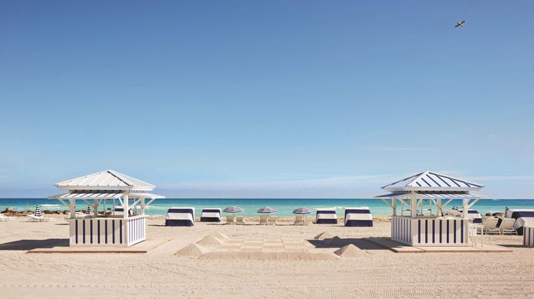 <b>The Miami Beach EDITION Beach</b>. Images powered by <a href="https://www.leonardoworldwide.com/" title="Leonardo Worldwide" target="_blank">Leonardo</a>.