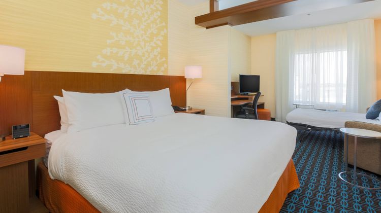 Fairfield Inn & Suites Cotulla Suite