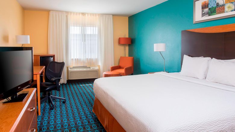 <b>Fairfield Inn & Suites Corpus Christi Room</b>. Images powered by <a href="https://www.leonardoworldwide.com/" title="Leonardo Worldwide" target="_blank">Leonardo</a>.