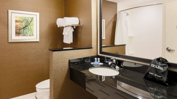 Fairfield Inn & Suites Cotulla Room