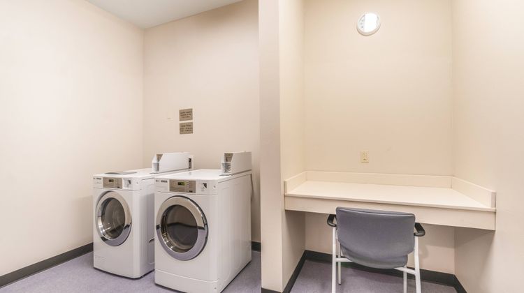Fairfield Inn & Suites Central Other