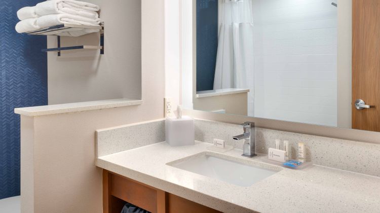 Fairfield Inn & Suites Rockport Room