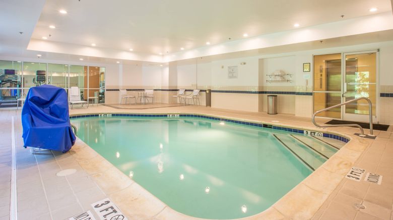 <b>Fairfield Inn & Suites Columbus Pool</b>. Images powered by <a href="https://www.leonardoworldwide.com/" title="Leonardo Worldwide" target="_blank">Leonardo</a>.