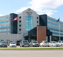 Delta Hotels Fargo Exterior