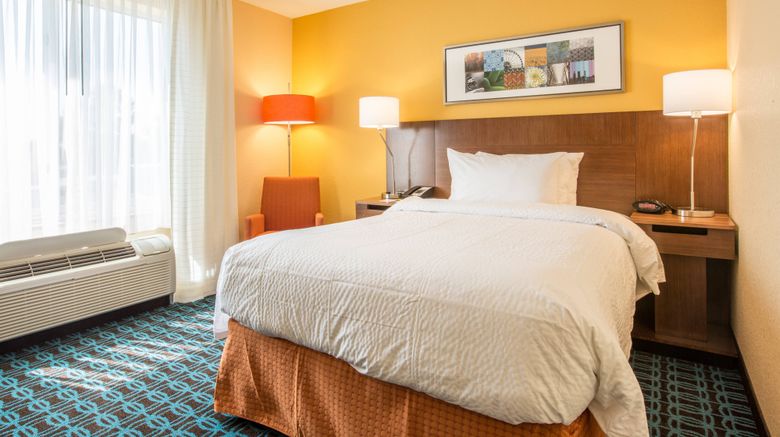<b>Fairfield Inn & Suites Columbus Room</b>. Images powered by <a href="https://www.leonardoworldwide.com/" title="Leonardo Worldwide" target="_blank">Leonardo</a>.