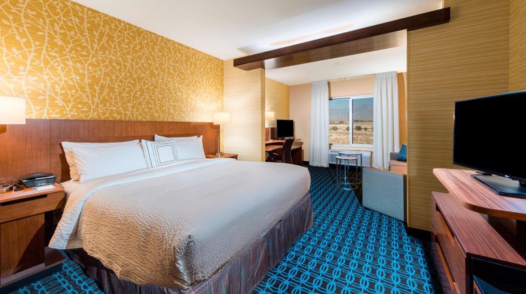 Fairfield Inn & Suites Palm Desert Suite