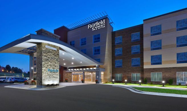 Fairfield by Marriott Inn & Suites Exterior