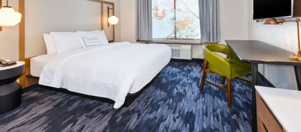 Fairfield by Marriott Inn & Suites Room