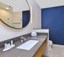 Fairfield by Marriott Inn & Suites Room