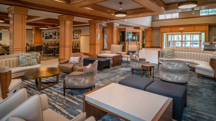 Delta Hotels Huntington Mall Lobby