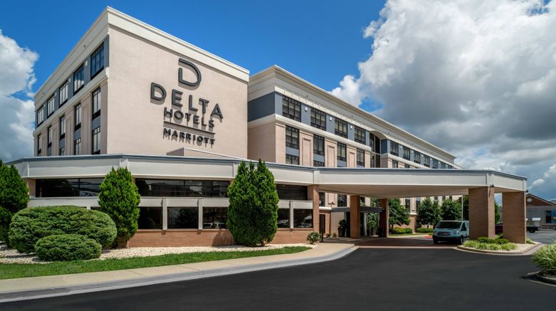 Delta Hotels Huntington Downtown Exterior. Images powered by <a href="https://www.leonardoworldwide.com" target="_blank" rel="noopener">Leonardo</a>.