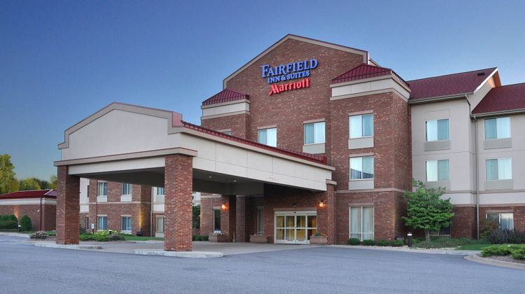 Fairfield Inn & Suites Exterior