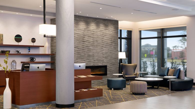 <b>Fairfield Inn/Stes DaytonaBeach Speedway Lobby</b>. Images powered by <a href="https://www.leonardoworldwide.com/" title="Leonardo Worldwide" target="_blank">Leonardo</a>.
