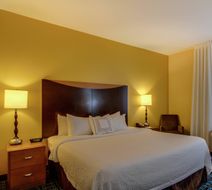 Fairfield Inn & Suites Palm Coast I-95 Room