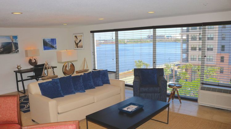 Southbank Hotel Jacksonville Riverwalk Suite