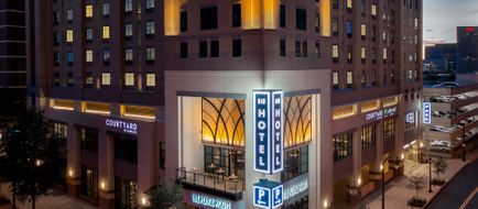 Element Atlanta Midtown Exterior