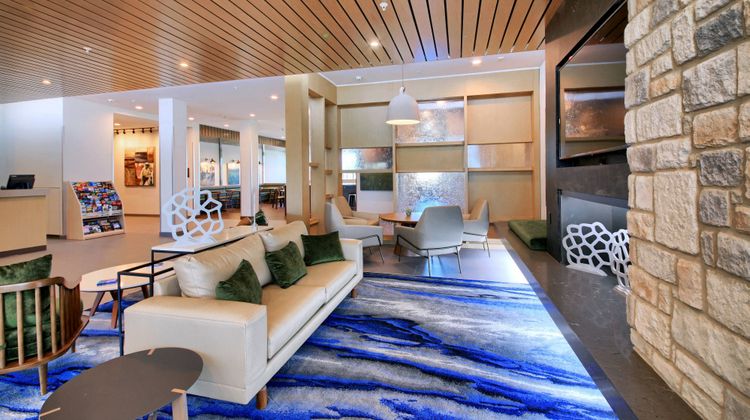 Fairfield Inn & Suites Dallas Cedar Hill Lobby