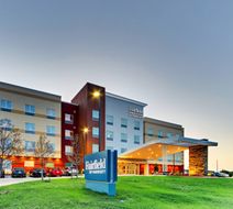 Fairfield Inn & Suites Dallas Love Field Exterior