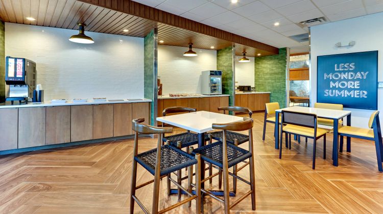 Fairfield Inn & Suites Dallas Love Field Restaurant