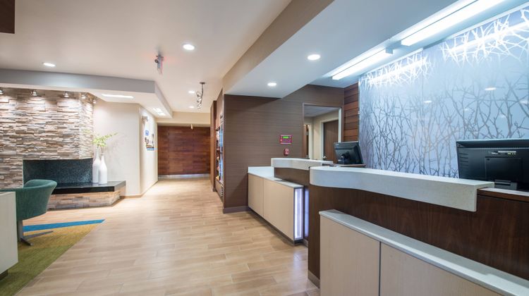 Fairfield Inn by Marriott Lobby