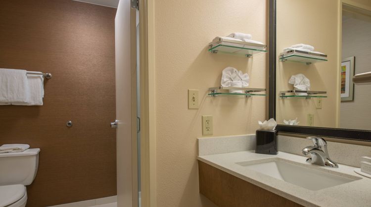 Fairfield Inn by Marriott Room