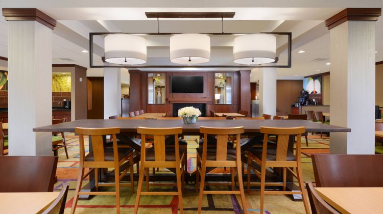 Fairfield Inn & Suites Dallas Plano Colo Restaurant