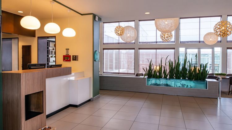 element Lexington Exterior