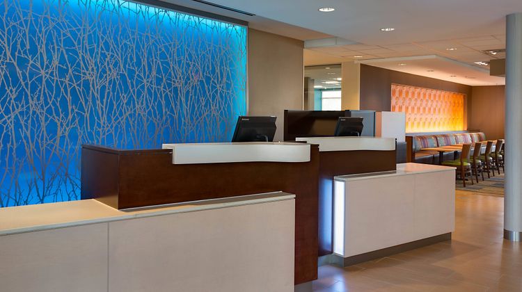 Fairfield Inn & Suites Dallas I-30 West Lobby
