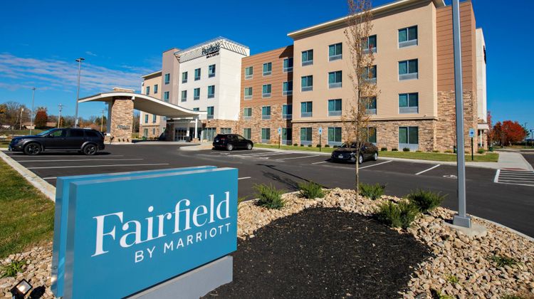 Fairfield Inn & Suites Dayton North Exterior