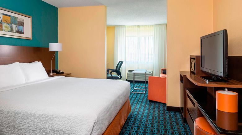 <b>Fairfield Inn & Suites Springfield Suite</b>. Images powered by <a href="https://www.leonardoworldwide.com/" title="Leonardo Worldwide" target="_blank">Leonardo</a>.