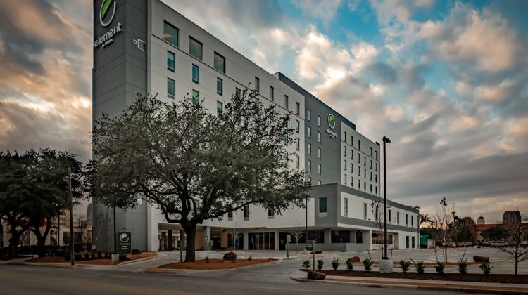Element Dallas Downtown East Exterior