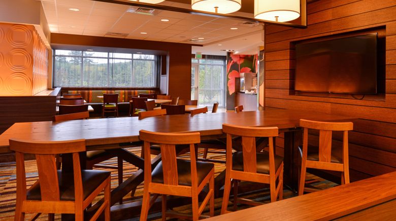 <b>Fairfield Inn & Suites Plymouth Restaurant</b>. Images powered by <a href="https://www.leonardoworldwide.com/" title="Leonardo Worldwide" target="_blank">Leonardo</a>.