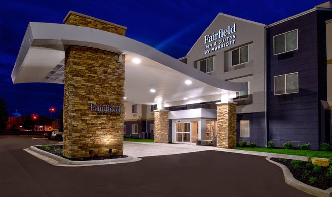 Fairfield Inn by Marriott Beloit Exterior