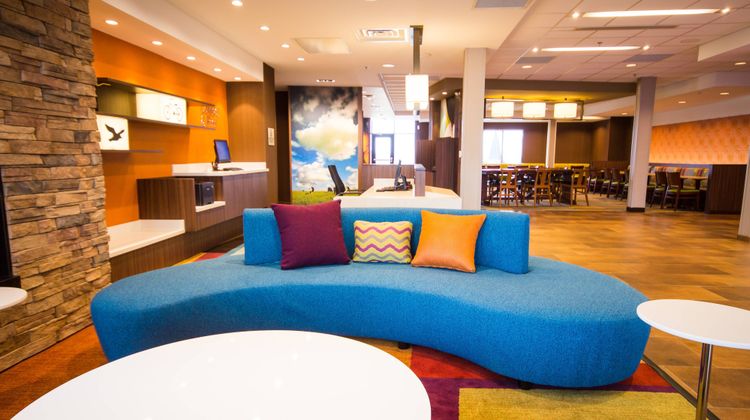 Fairfield Inn & Suites Denver Northeast Lobby
