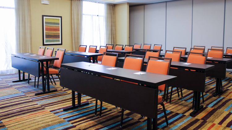 Fairfield Inn & Suites Denver Northeast Meeting