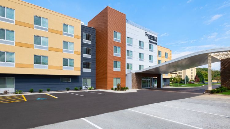 Fairfield Inn & Stes Lexington East/I-75 Exterior