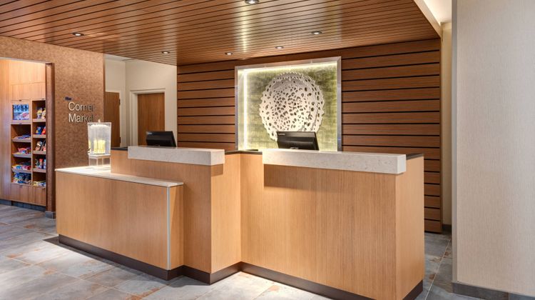 Fairfield Inn & Stes Lexington East/I-75 Lobby