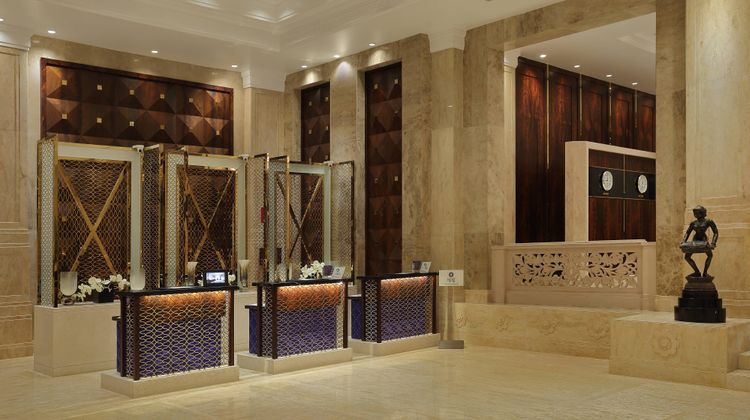 Sheraton Grand Pune Bund Garden Hotel Lobby