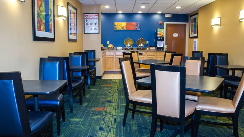<b>Fairfield Inn NYC/LGA Airport Restaurant</b>. Images powered by <a href="https://www.leonardoworldwide.com/" title="Leonardo Worldwide" target="_blank">Leonardo</a>.
