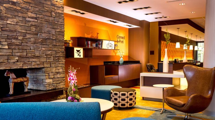 Fairfield Inn & Suites Richmond West Lobby
