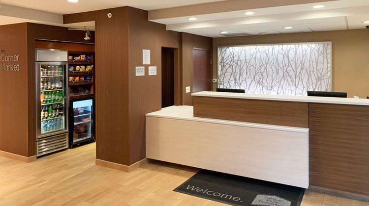 Fairfield Inn & Suites Denver Tech/South Lobby