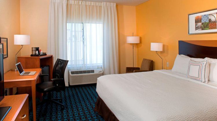 Fairfield Inn & Suites Denver Tech/South Room