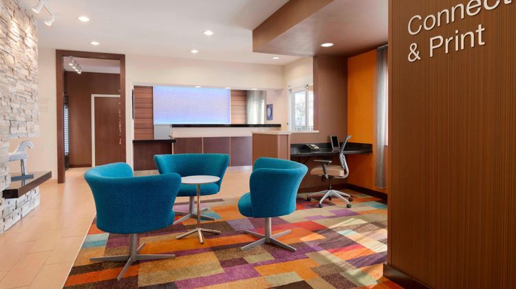 Fairfield Inn Longview Lobby