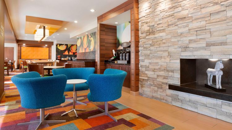 Fairfield Inn Longview Lobby