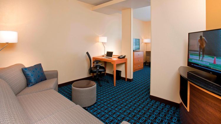 Fairfield Inn & Suites Denver Tech/South Suite