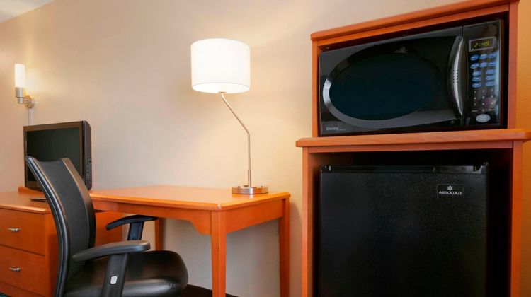 Fairfield Inn Longview Room