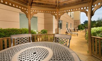 Fairfield Inn & Suites