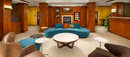 Fairfield Inn & Suites Lobby